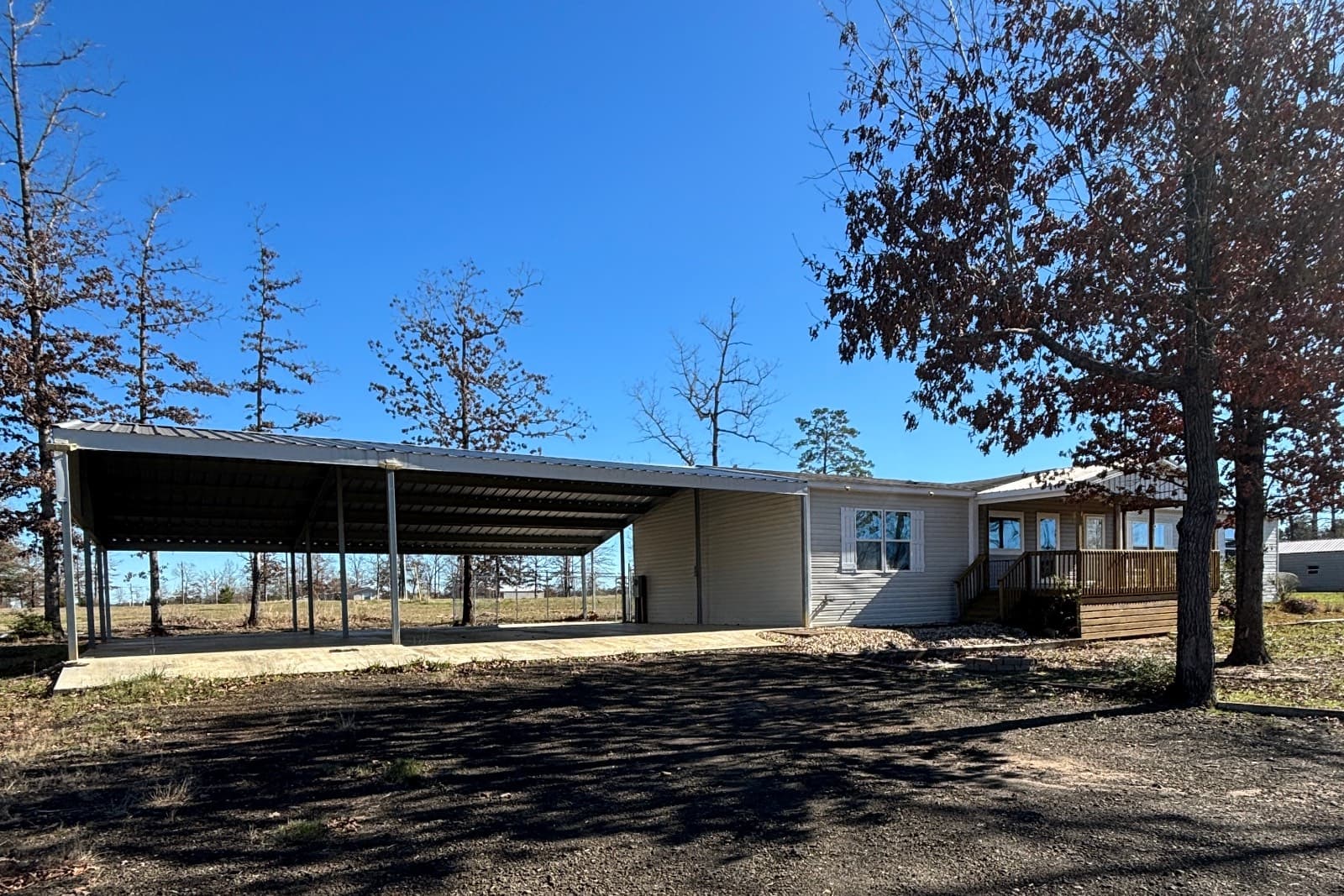 Manufactured home in Florien, LA 71429