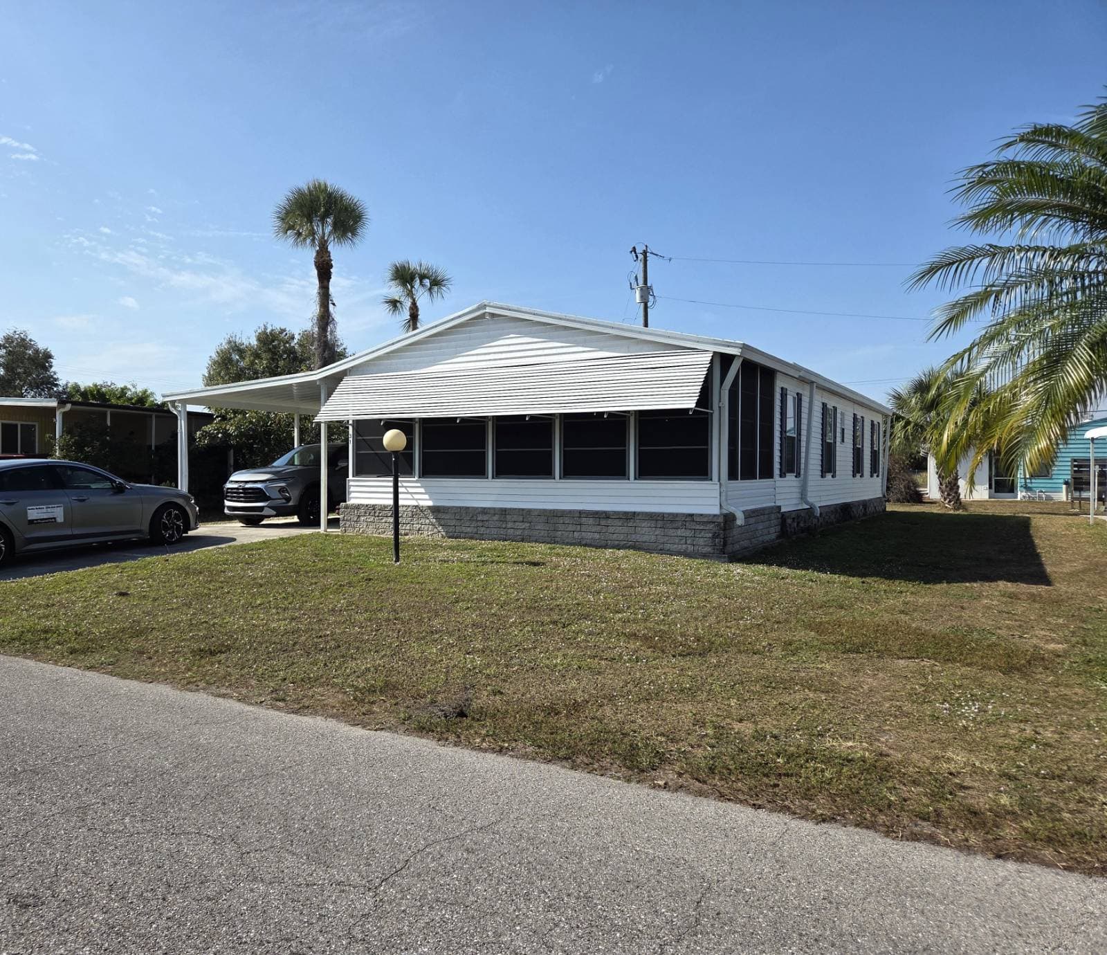 Manufactured home in North Fort Myers, FL 33917