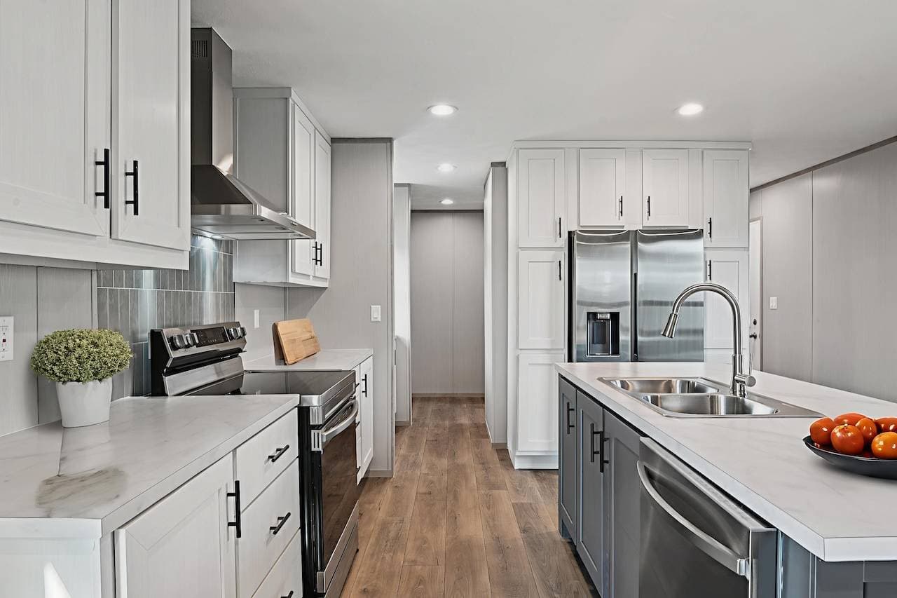 Manufactured home in Cleburne, TX 76033