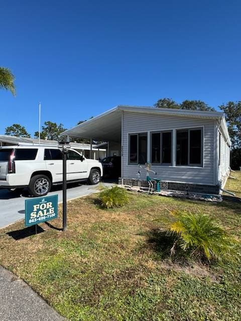 Manufactured home in Lake Wales, FL 33898