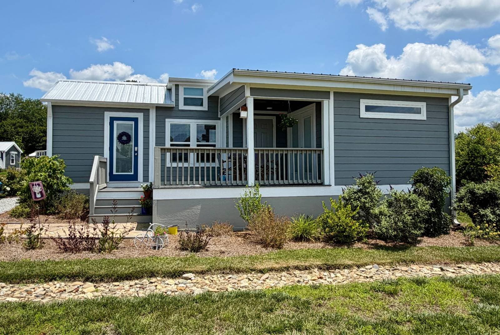 Manufactured home in Flat Rock, NC 28731