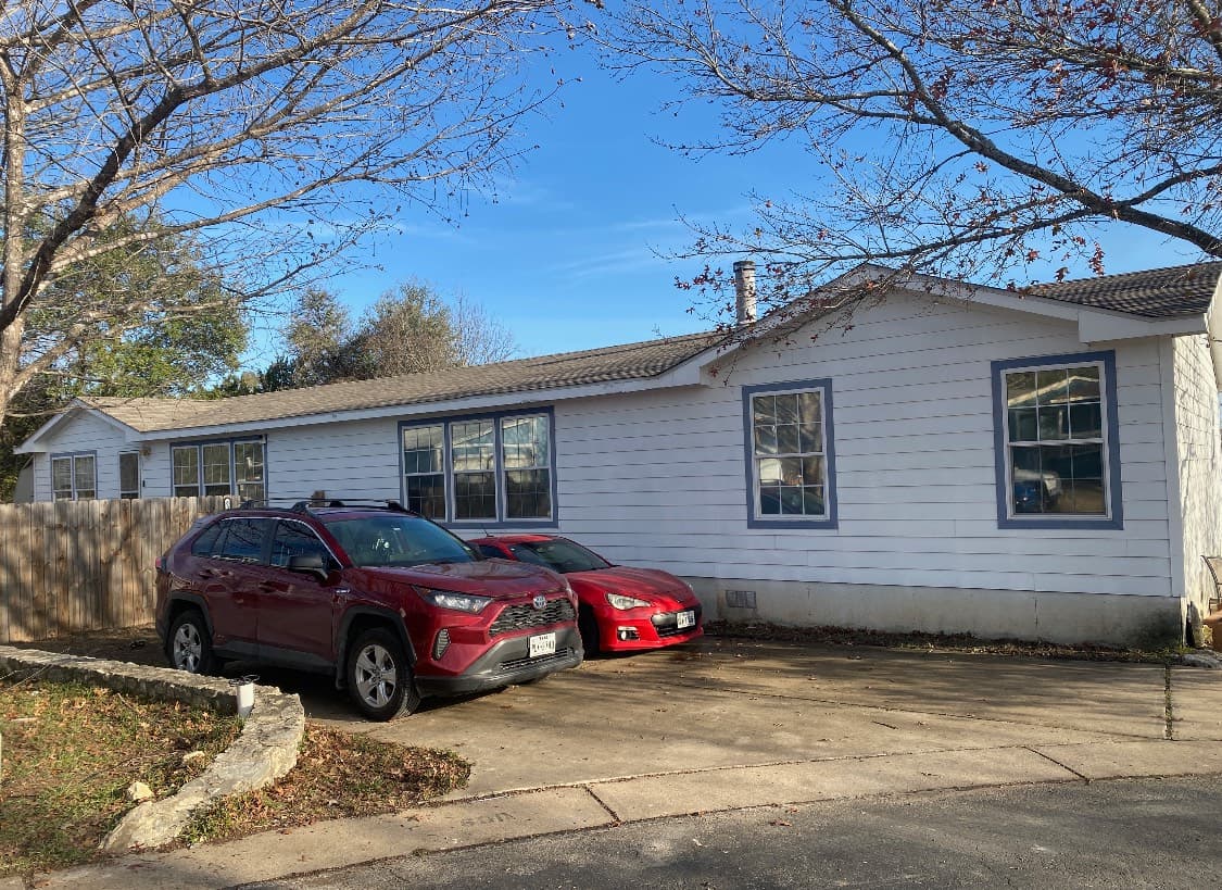 Manufactured home in Austin, TX 78735