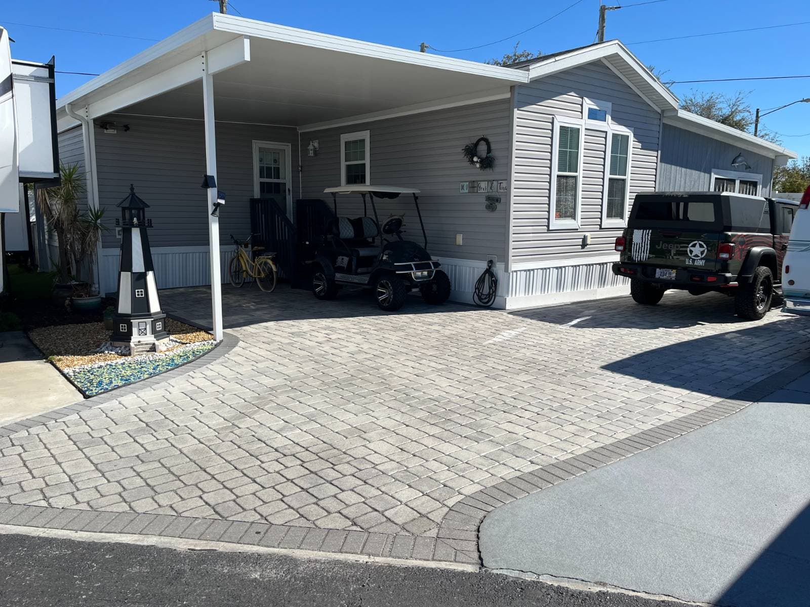 Manufactured home in Clearwater, FL 33764