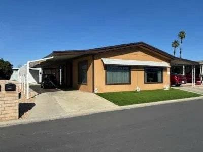 Manufactured home in Hemet, CA 92545