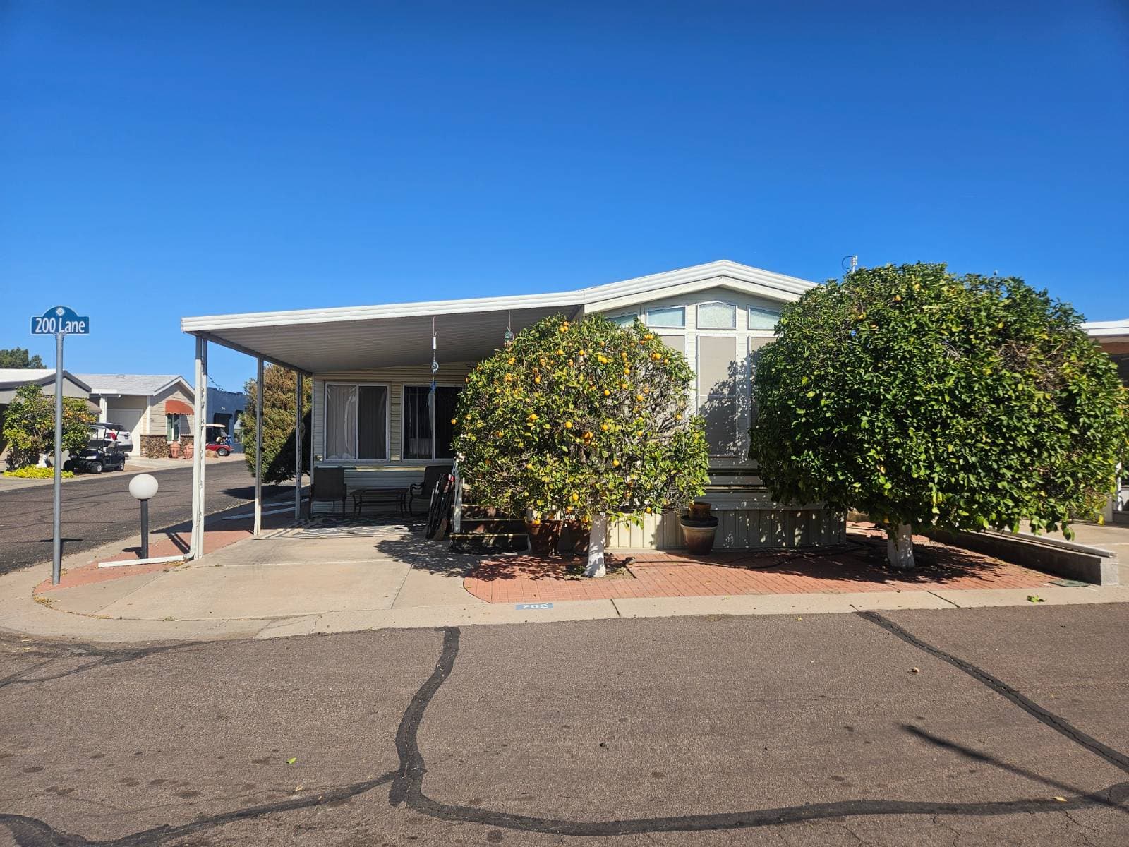 Manufactured home in Mesa, AZ 85207
