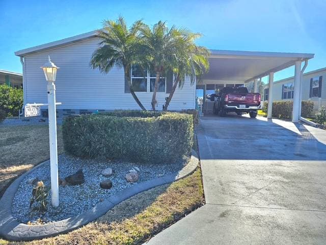 Manufactured home in Sebring, FL 33872