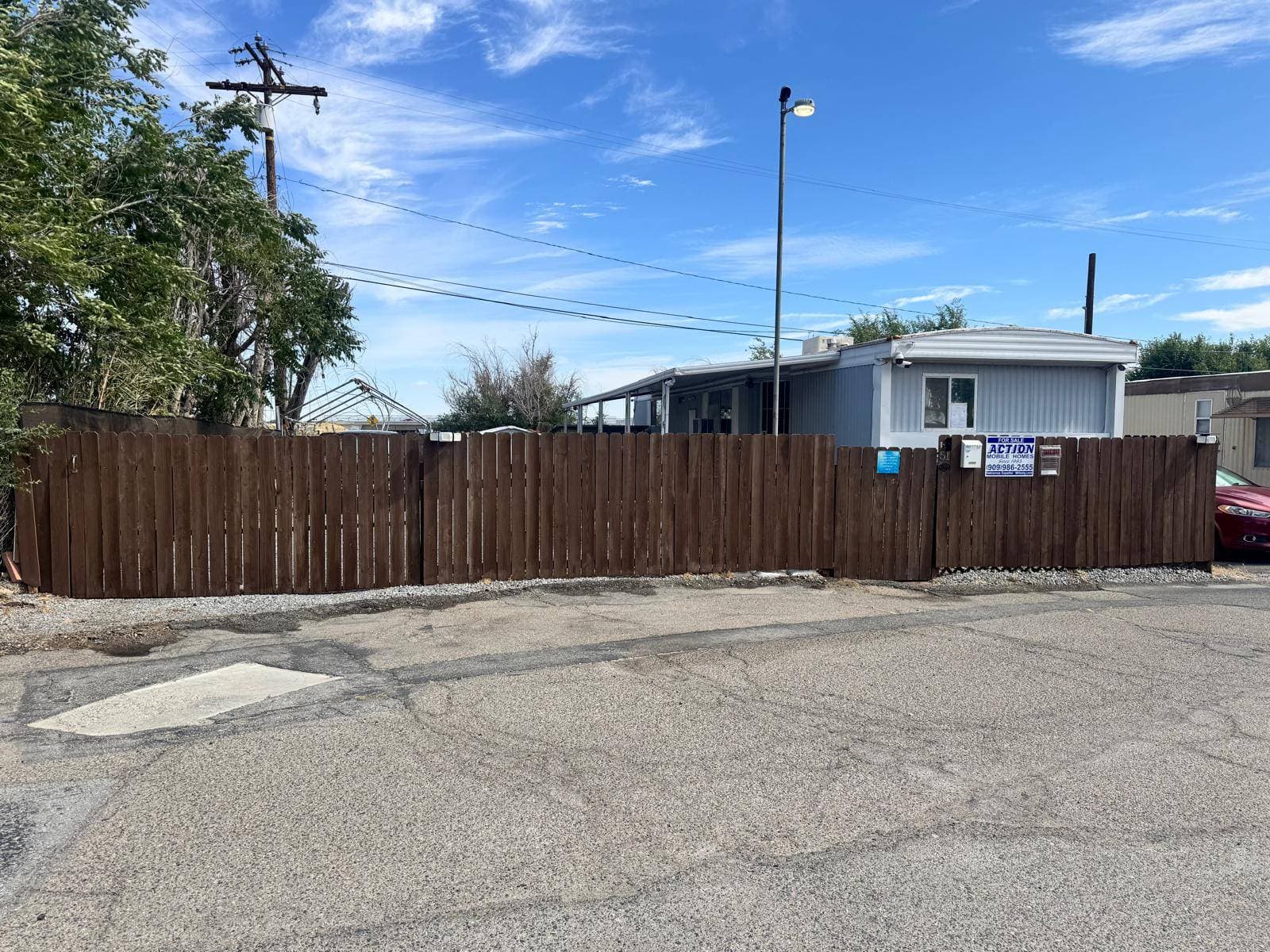 Manufactured home in Victorville, CA 92395