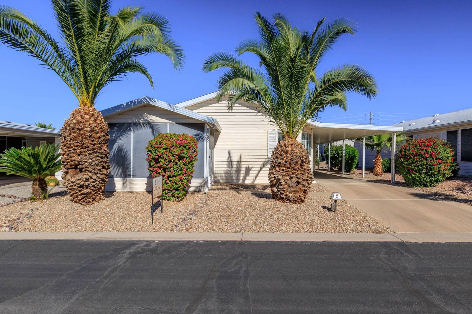 Manufactured home in Mesa, AZ 85205