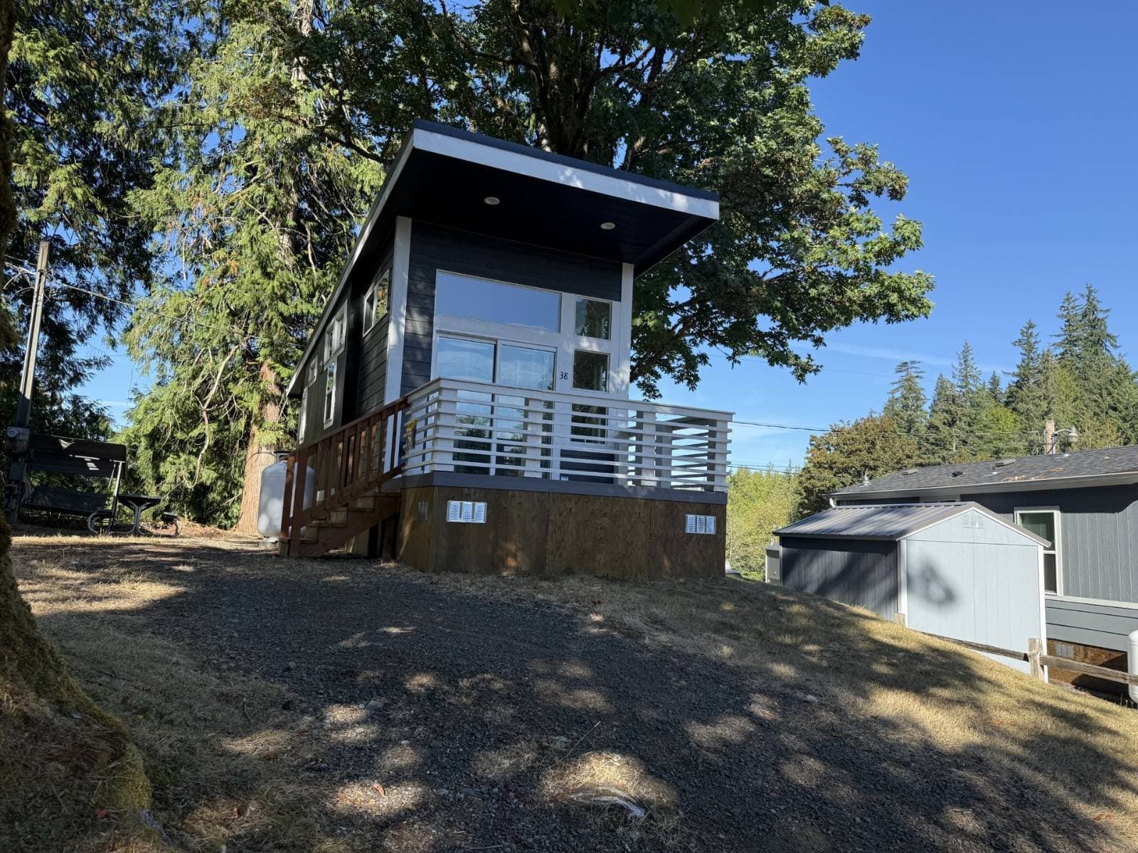 Manufactured home in Bremerton, WA 98312