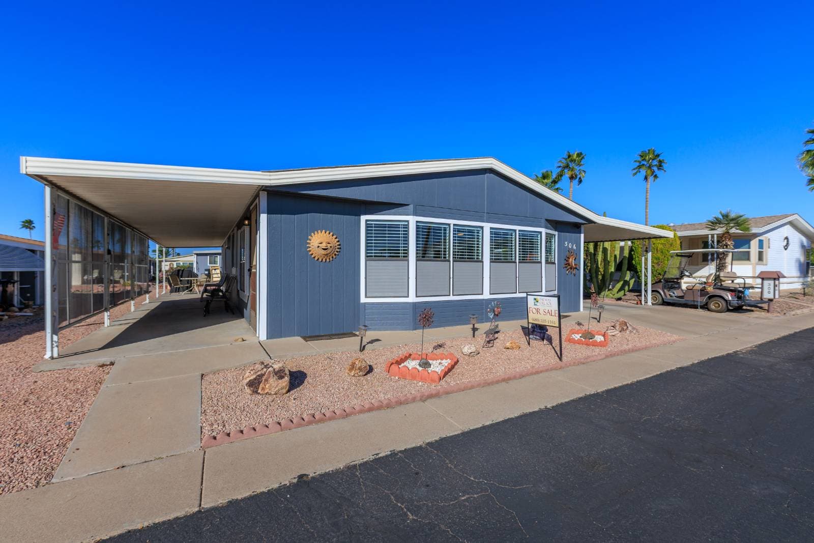 Manufactured home in Mesa, AZ 85215