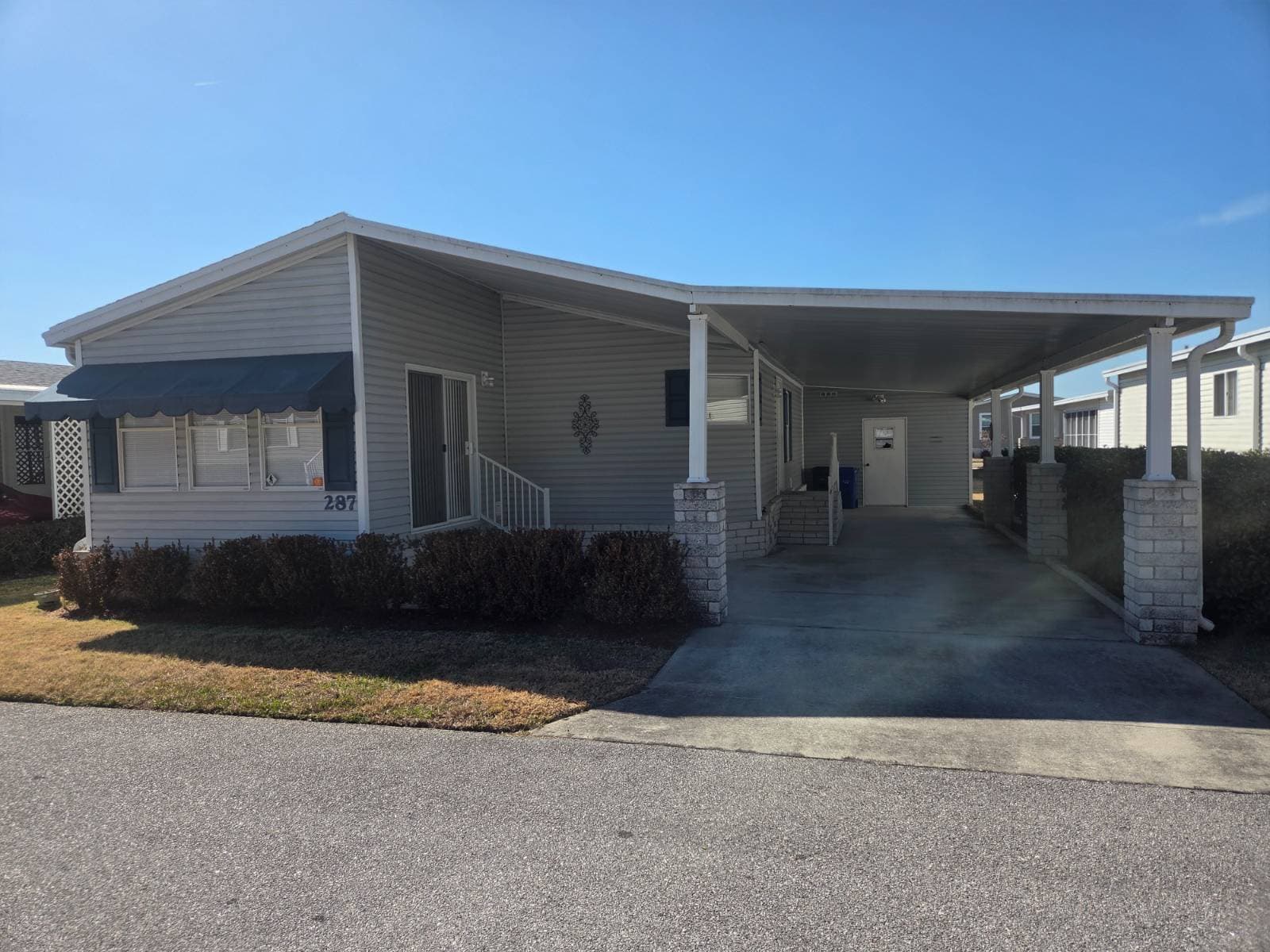 Manufactured home in Lakeland, FL 33803