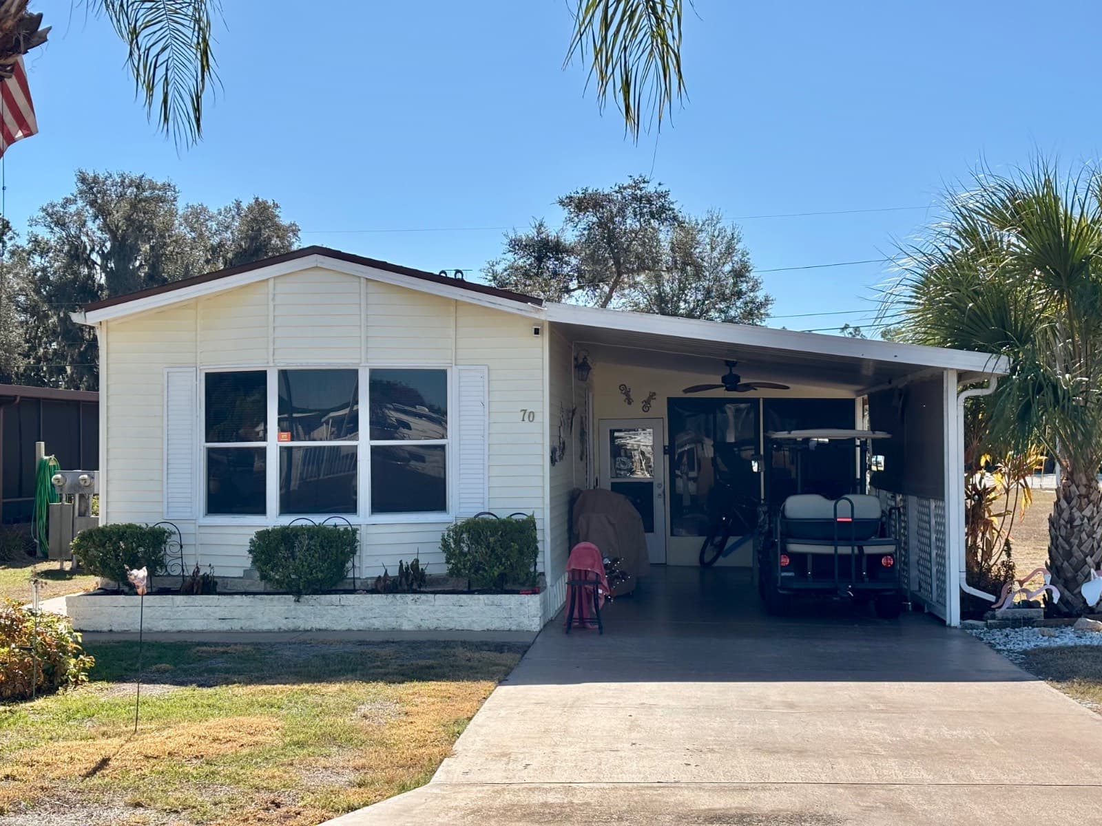Manufactured home in Frostproof, FL 33843