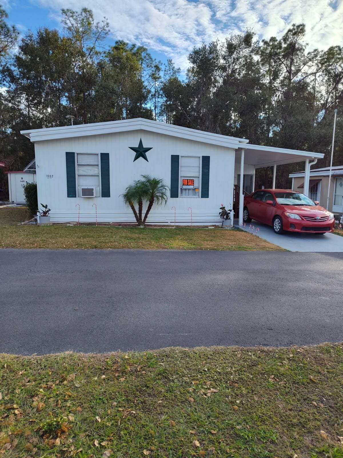 Manufactured home in Leesburg, FL 34748