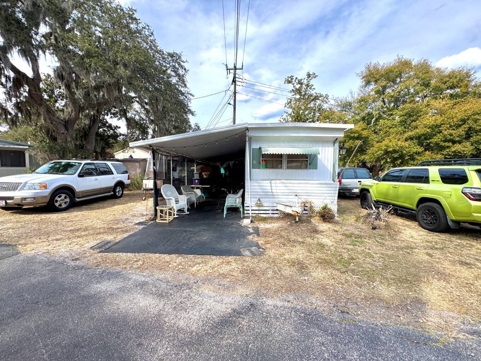 Manufactured home in Port Orange, FL 32127
