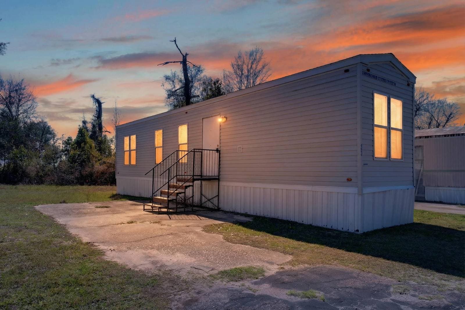 Manufactured home in Panama City, FL 32404