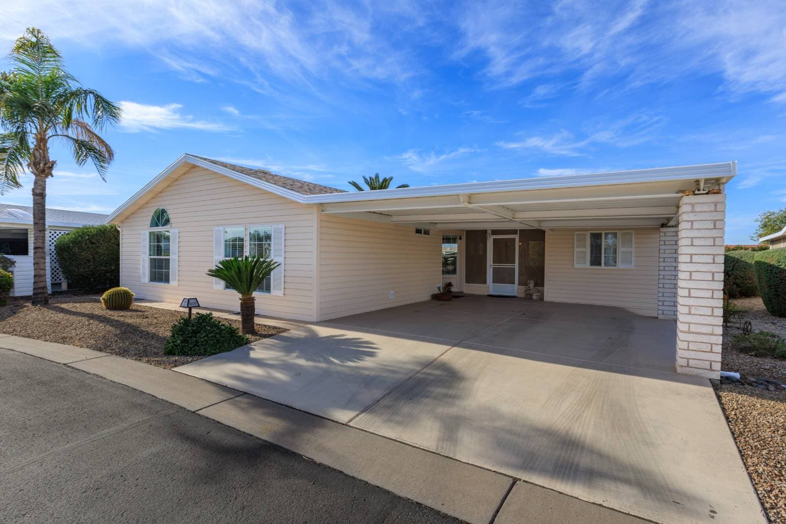 Manufactured home in Mesa, AZ 85209