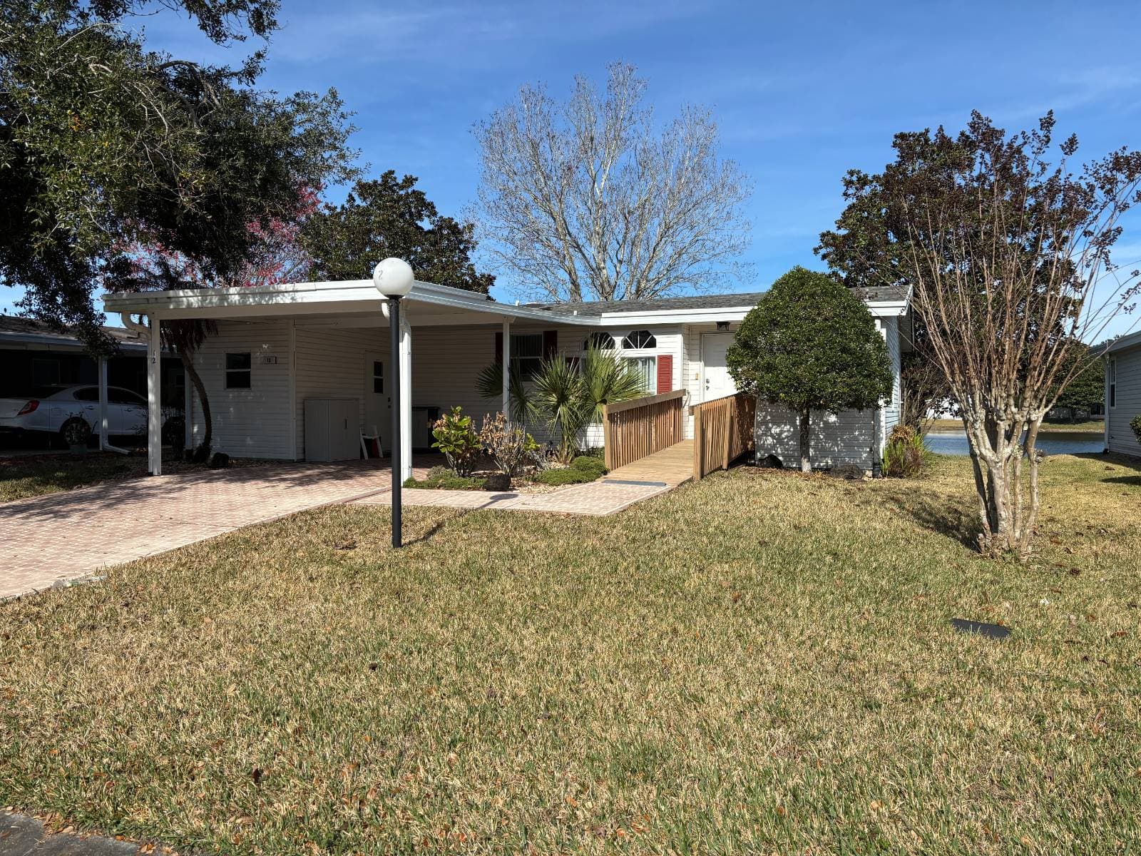 Manufactured home in Ormond Beach, FL 32174
