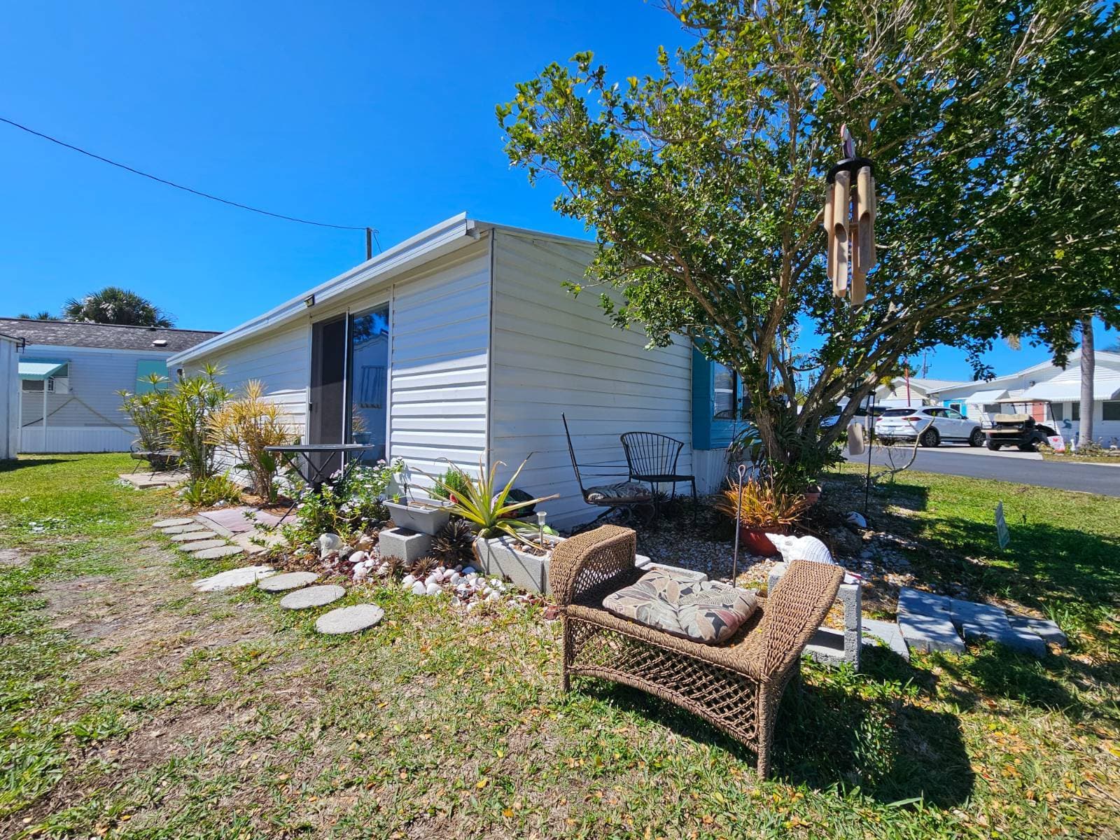 Manufactured home in Bokeelia, FL 33922