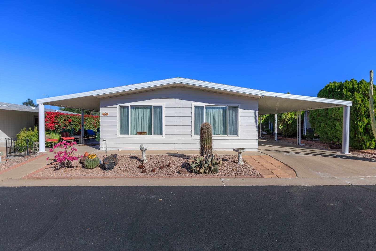 Manufactured home in Mesa, AZ 85205