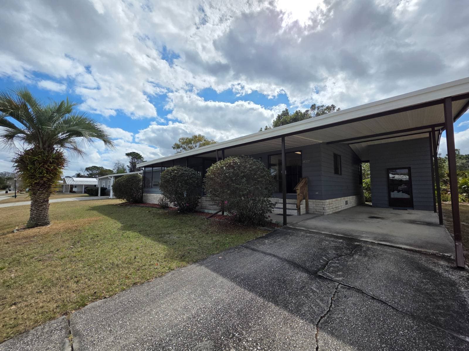 Manufactured home in Oviedo, FL 32765
