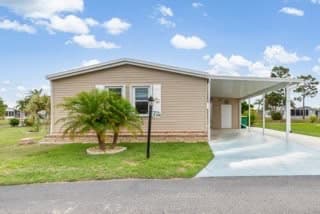 Manufactured home in Punta Gorda, FL 33950