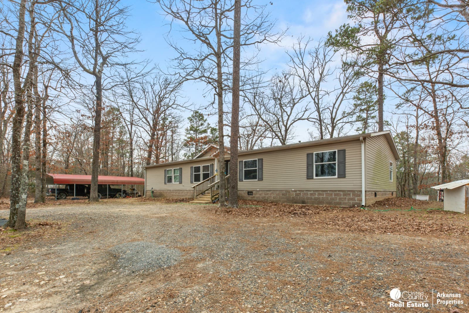 Manufactured home in Mena, AR 71953