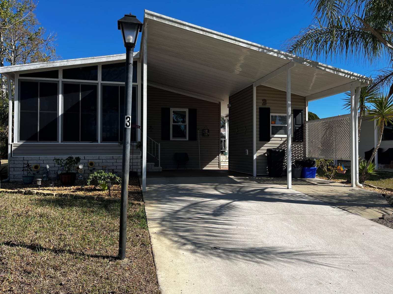 Manufactured home in Ormond Beach, FL 32174