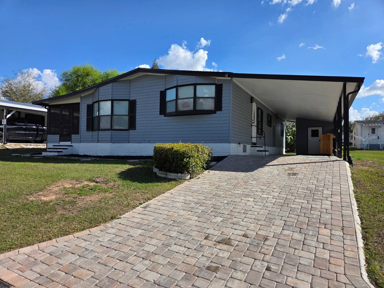 Manufactured home in Lakeland, FL 33810