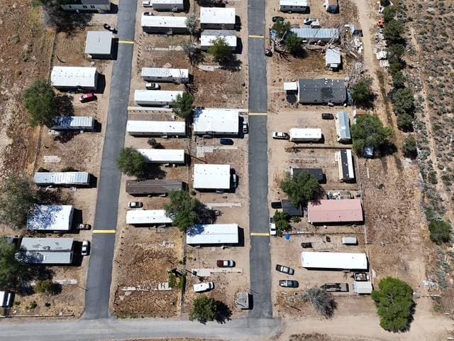 Manufactured home in Herlong, CA 96113