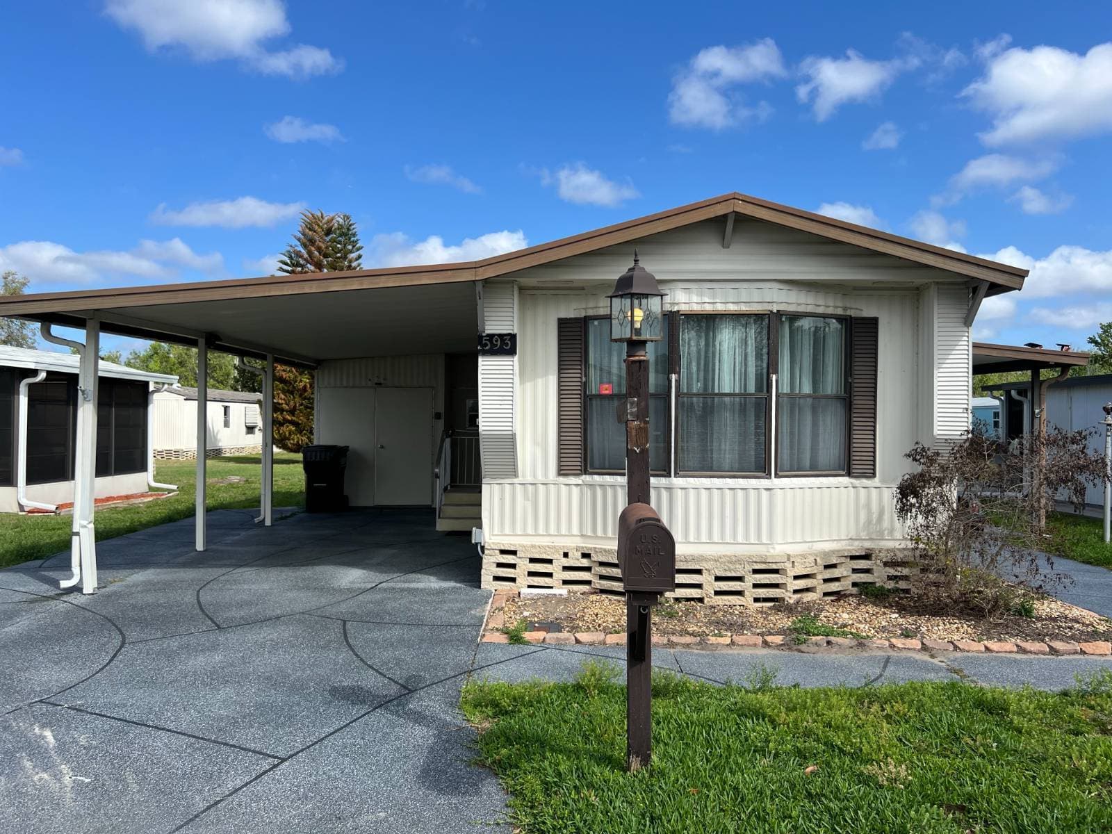 Manufactured home in Winter Haven, FL 33881