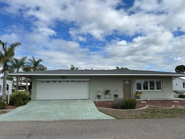 Manufactured home in Avon Park, FL 33825