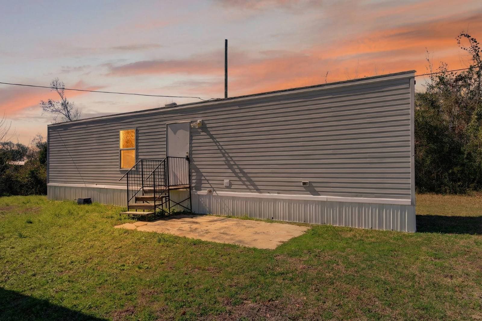 Manufactured home in Panama City, FL 32404