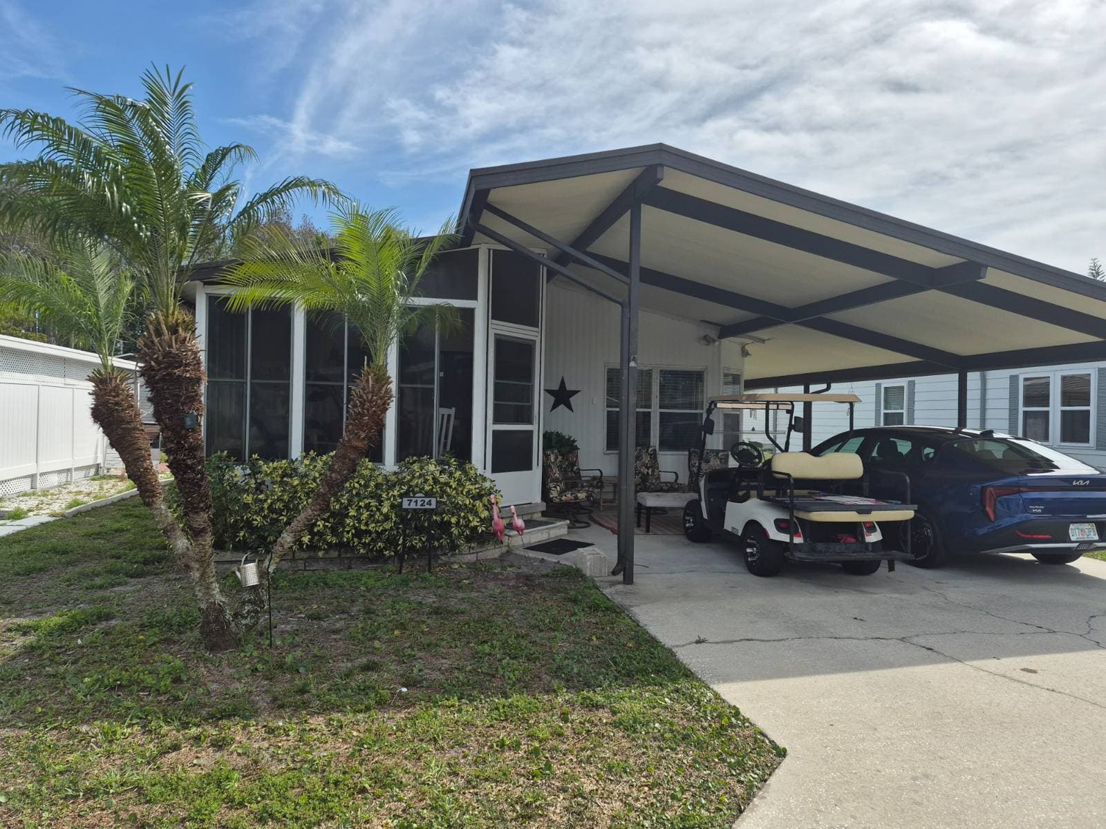 Manufactured home in New Port Richey, FL 34653