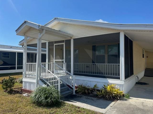 Manufactured home in LABELLE, FL 33935