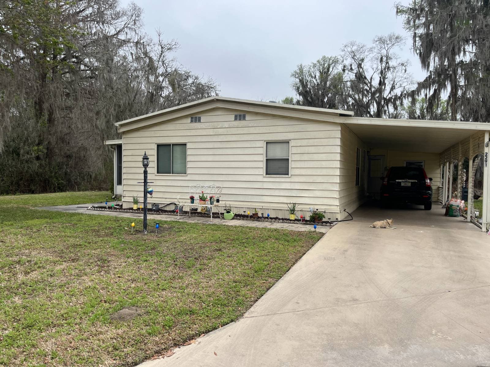 Manufactured home in Ocala, FL 34482