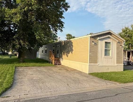 Manufactured home in Perry, IA 50220