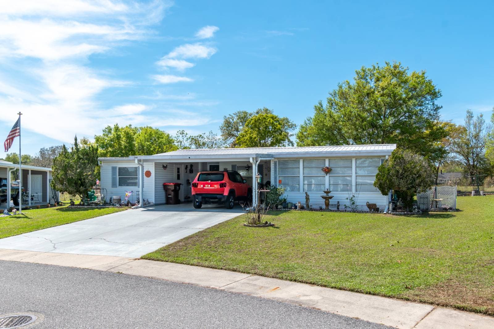 Manufactured home in Belleview, FL 34420