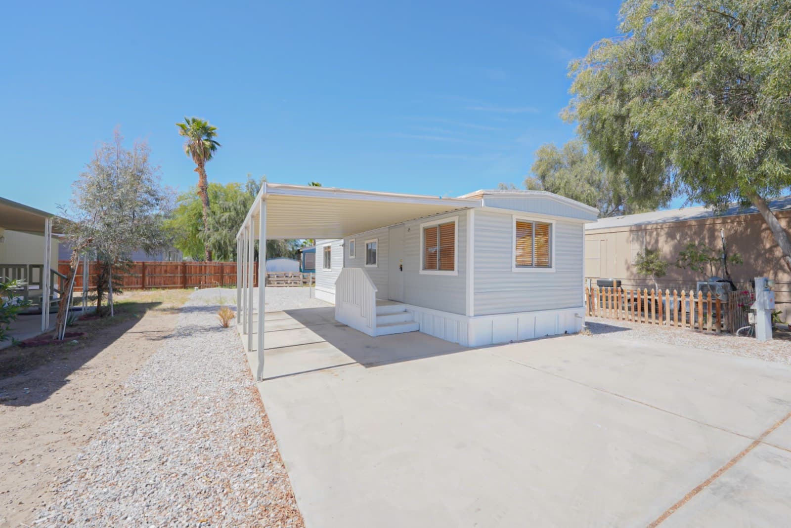 Manufactured home in Yuma, AZ 85365