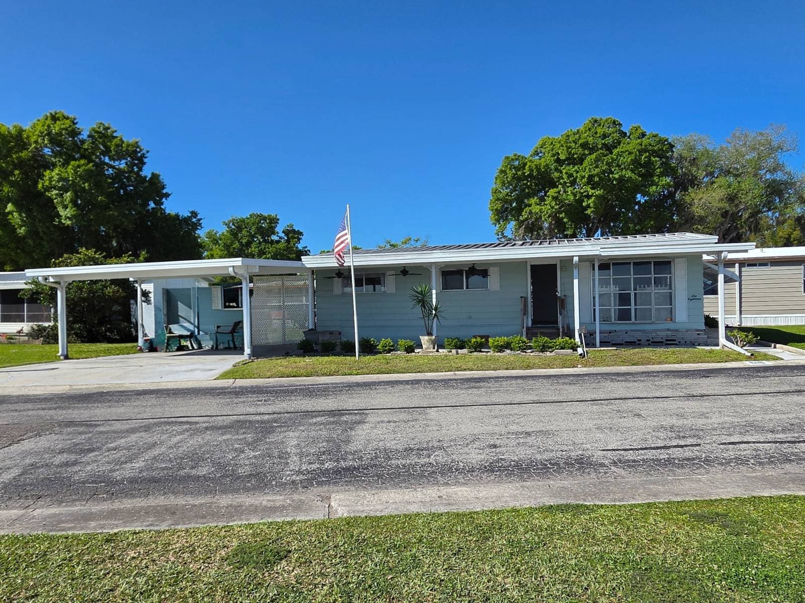 Manufactured home in Lakeland, FL 33809