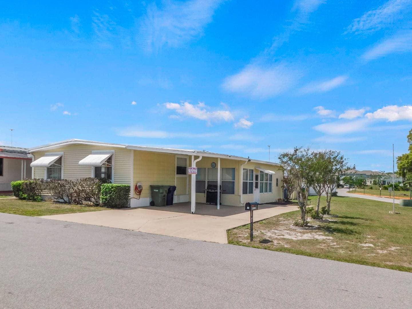 Manufactured home in Winter Haven, FL 33881