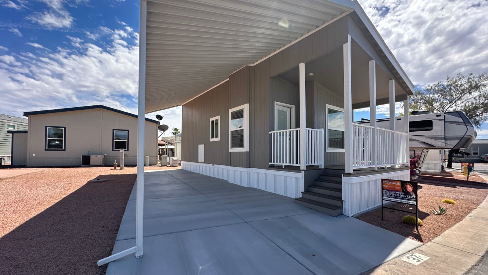 Manufactured home in Apache Junction, AZ 85120