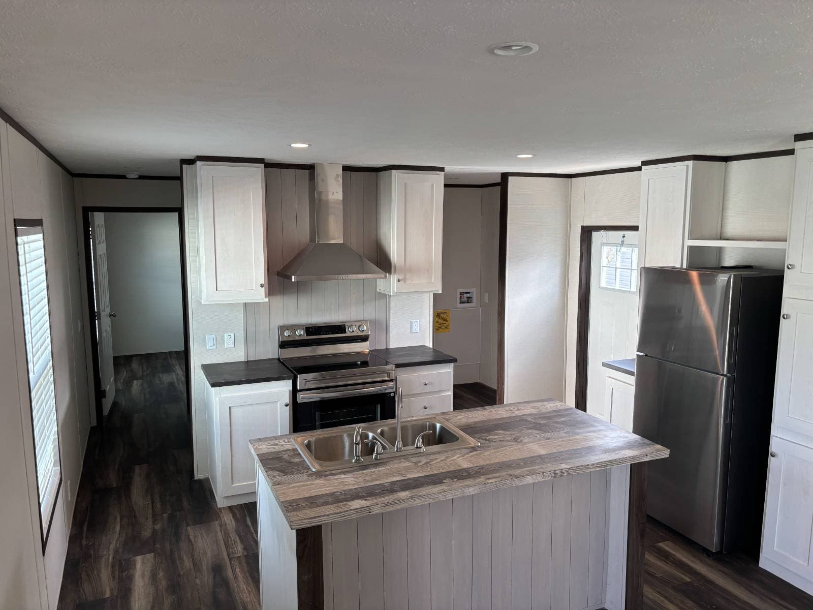 Manufactured home in Biloxi, MS 39532