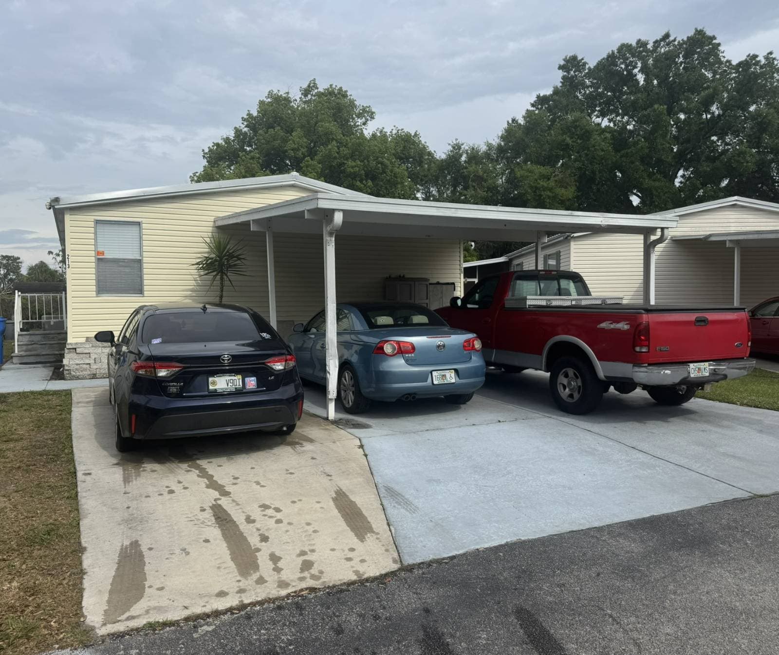Manufactured home in Plant City, FL 33566
