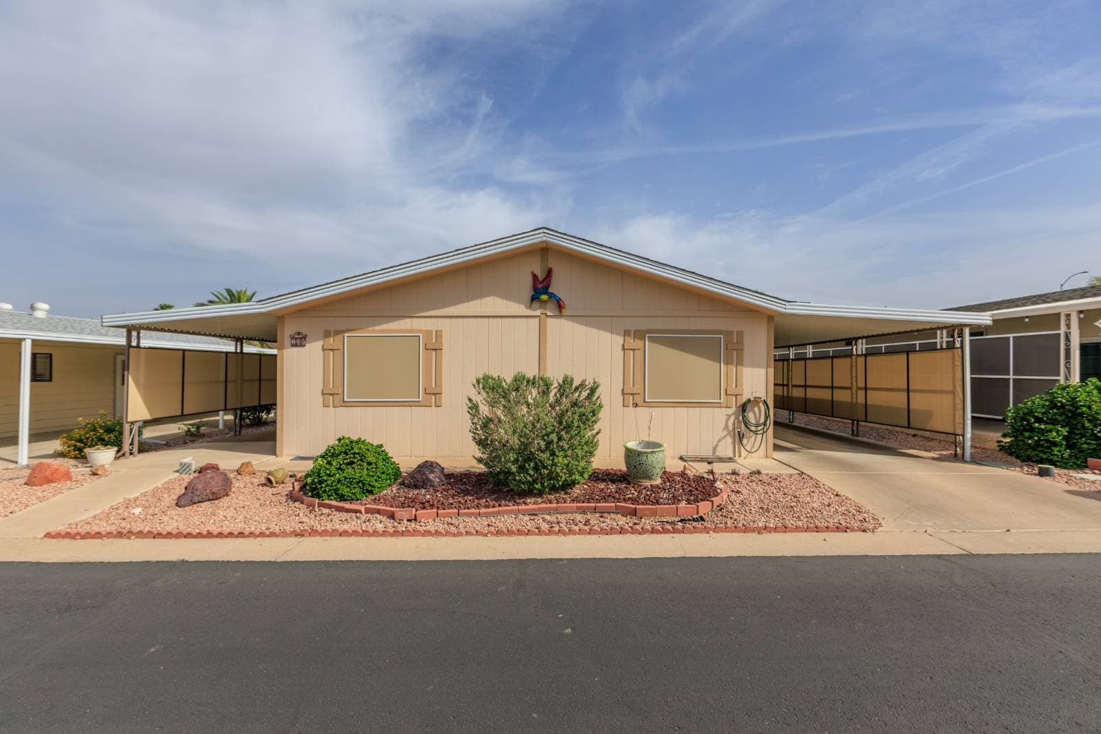 Manufactured home in Mesa, AZ 85205