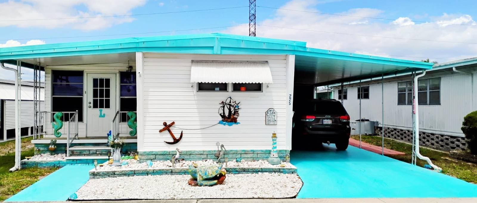 Manufactured home in Largo, FL 33771