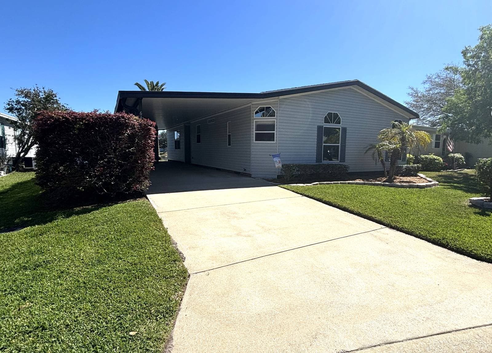 Manufactured home in Ormond Beach, FL 32174