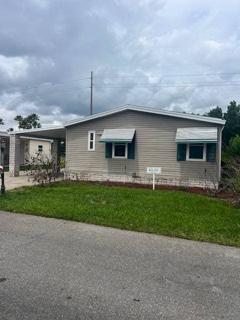 Manufactured home in Auburndale, FL 33823