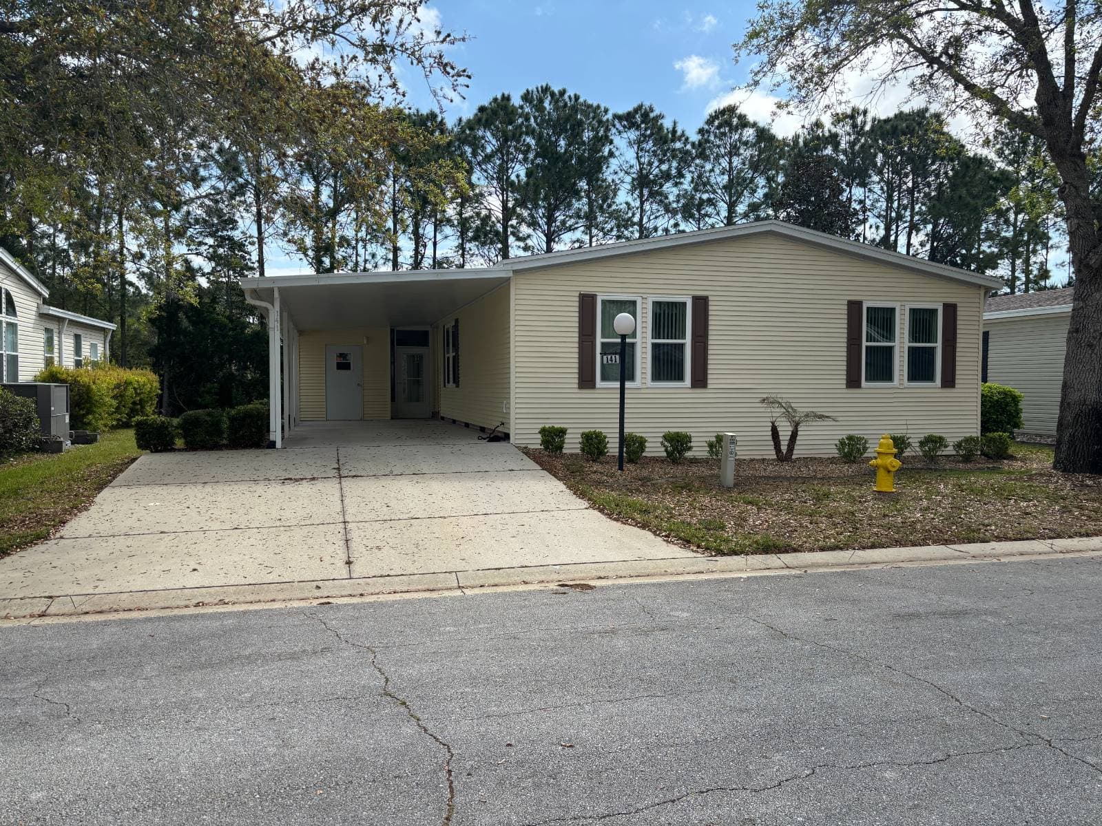 Manufactured home in Ormond Beach, FL 32174
