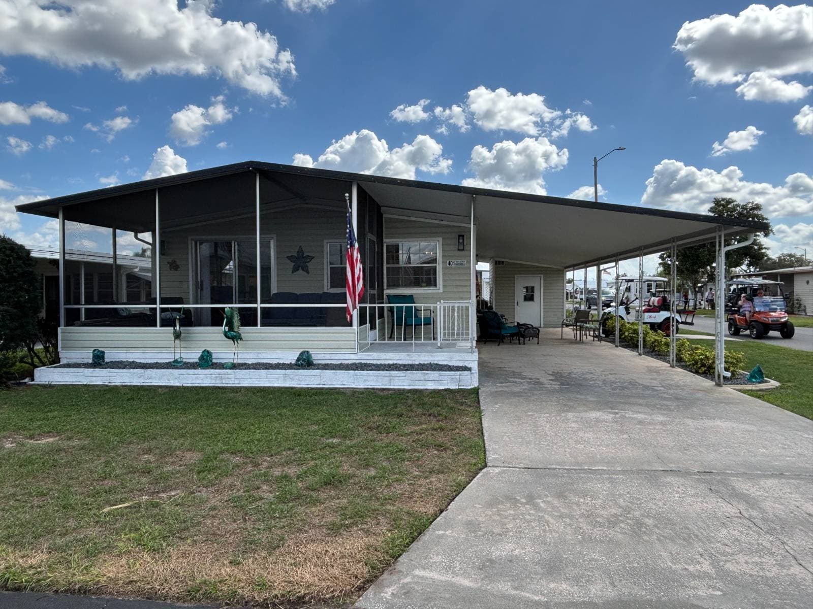 Manufactured home in Lake Placid, FL 33852
