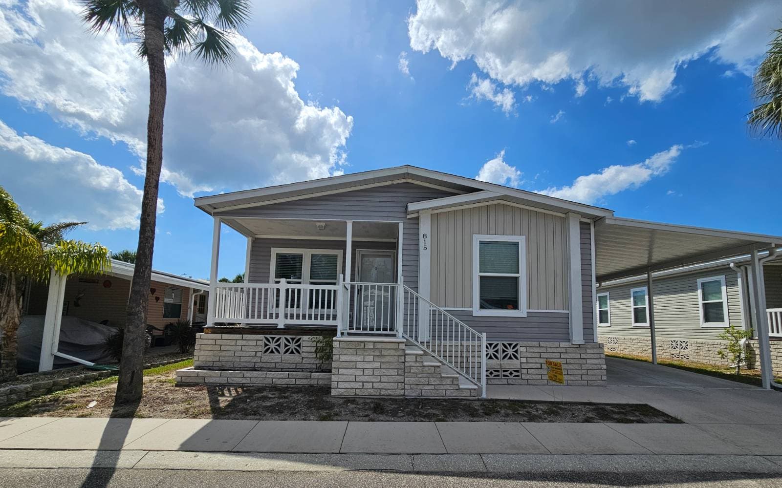 Manufactured home in Tarpon Springs, FL 34689